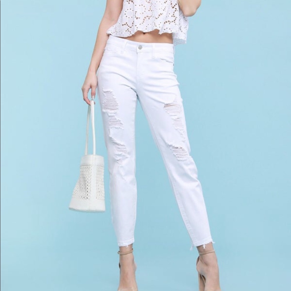 Judy Blue Boyfriend Distressed jeans 7/28